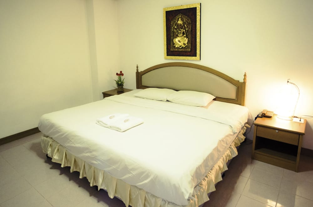 The Residence Hotel 15/39