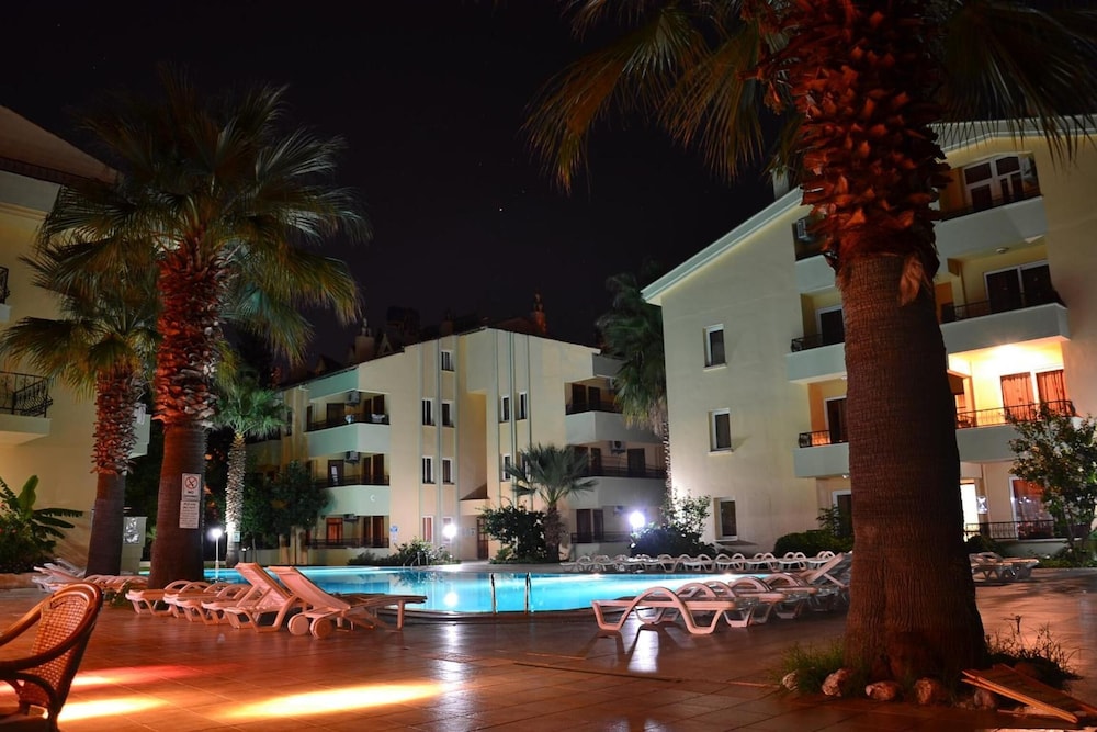 Club Palm Garden Keskin 65/68