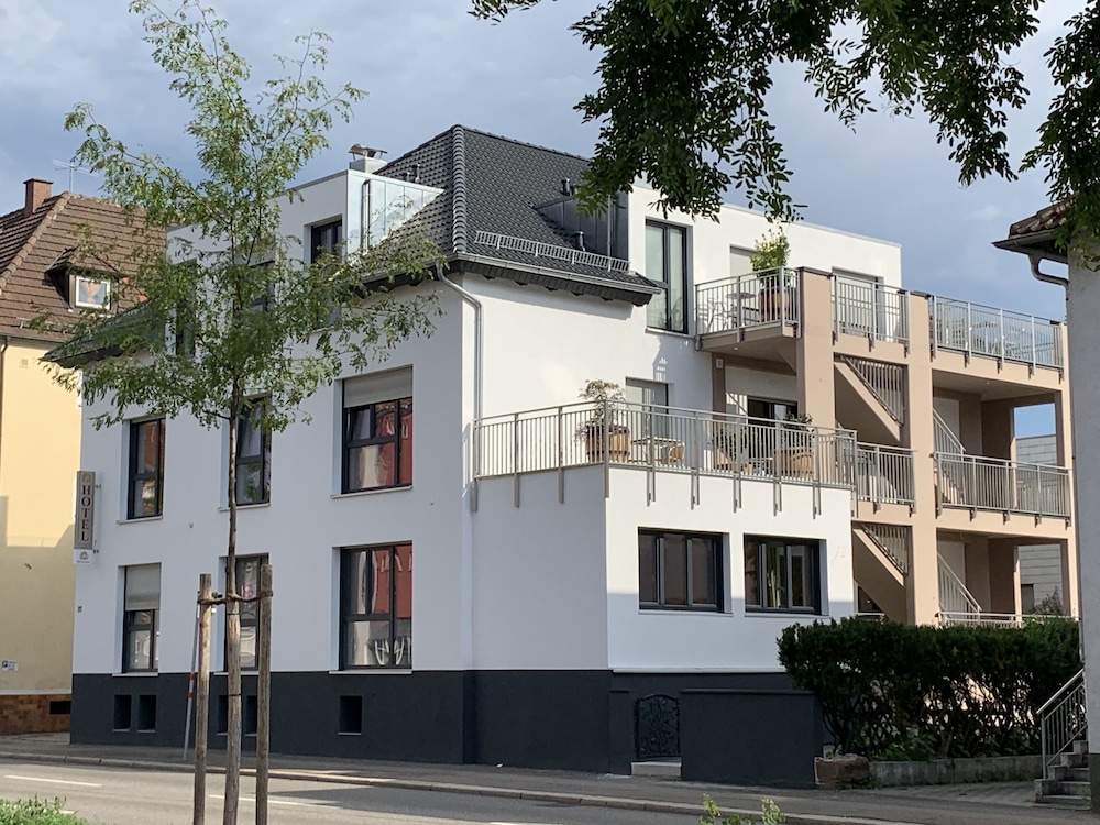 Heilbronner Hotel am Schonen Theater 8/42