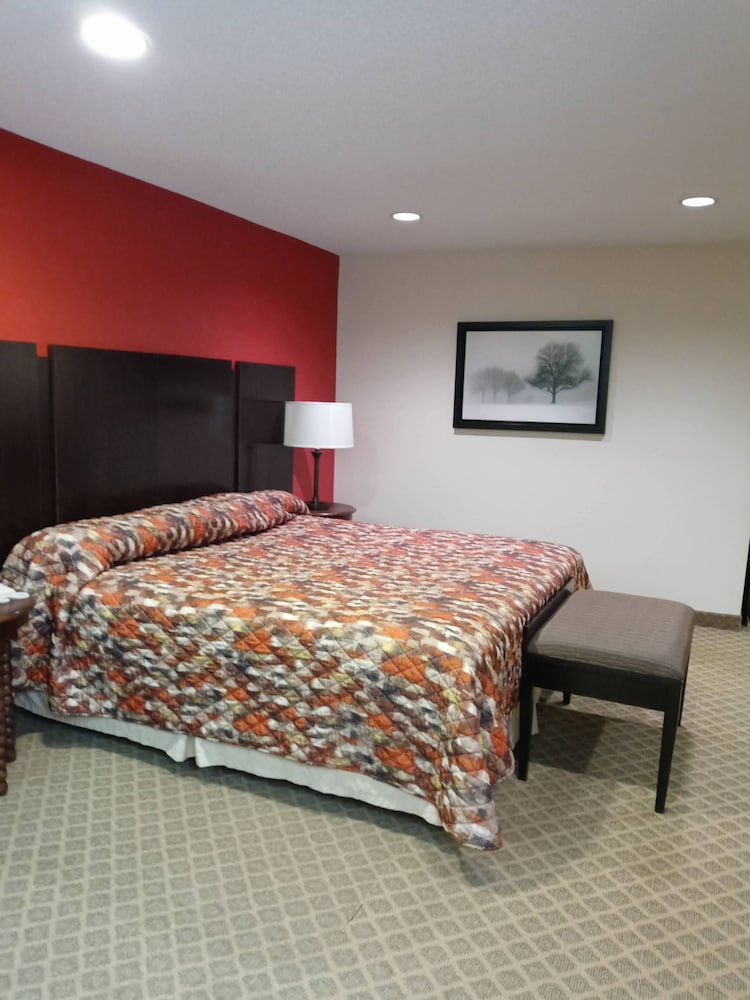Country Hearth Inn & Suites Kenton 15/47