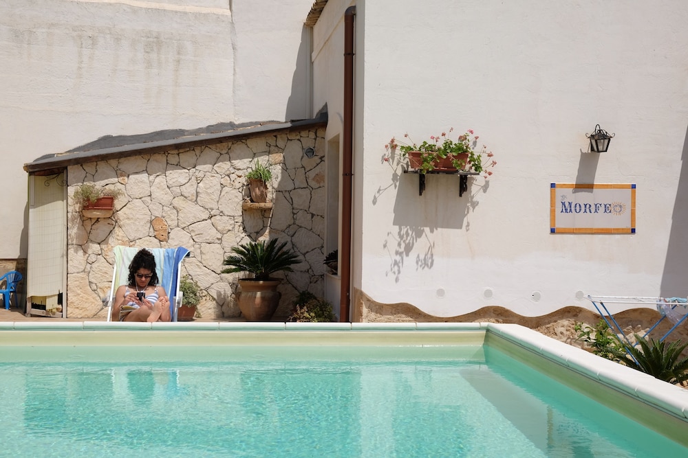 Morfeo Val Di Noto 18/50