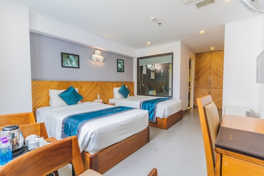 Venue Hotel 13/50
