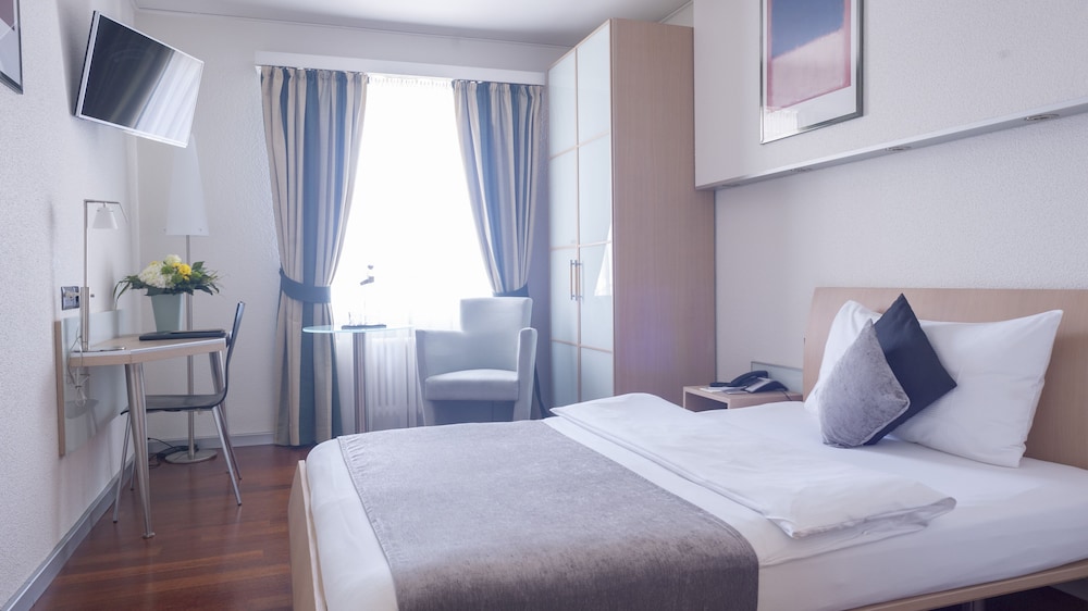 Single Room Standard