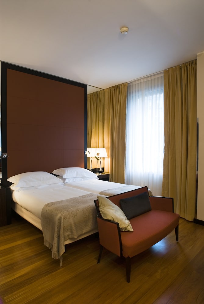 Starhotels Anderson 12/66
