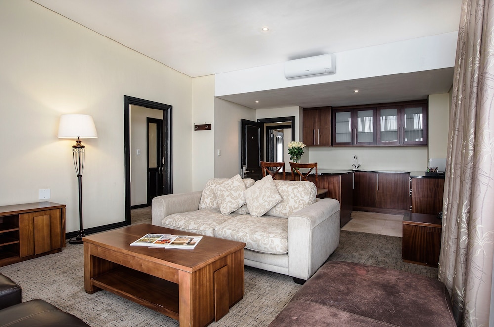 Premier Hotel Cape Town 45/82