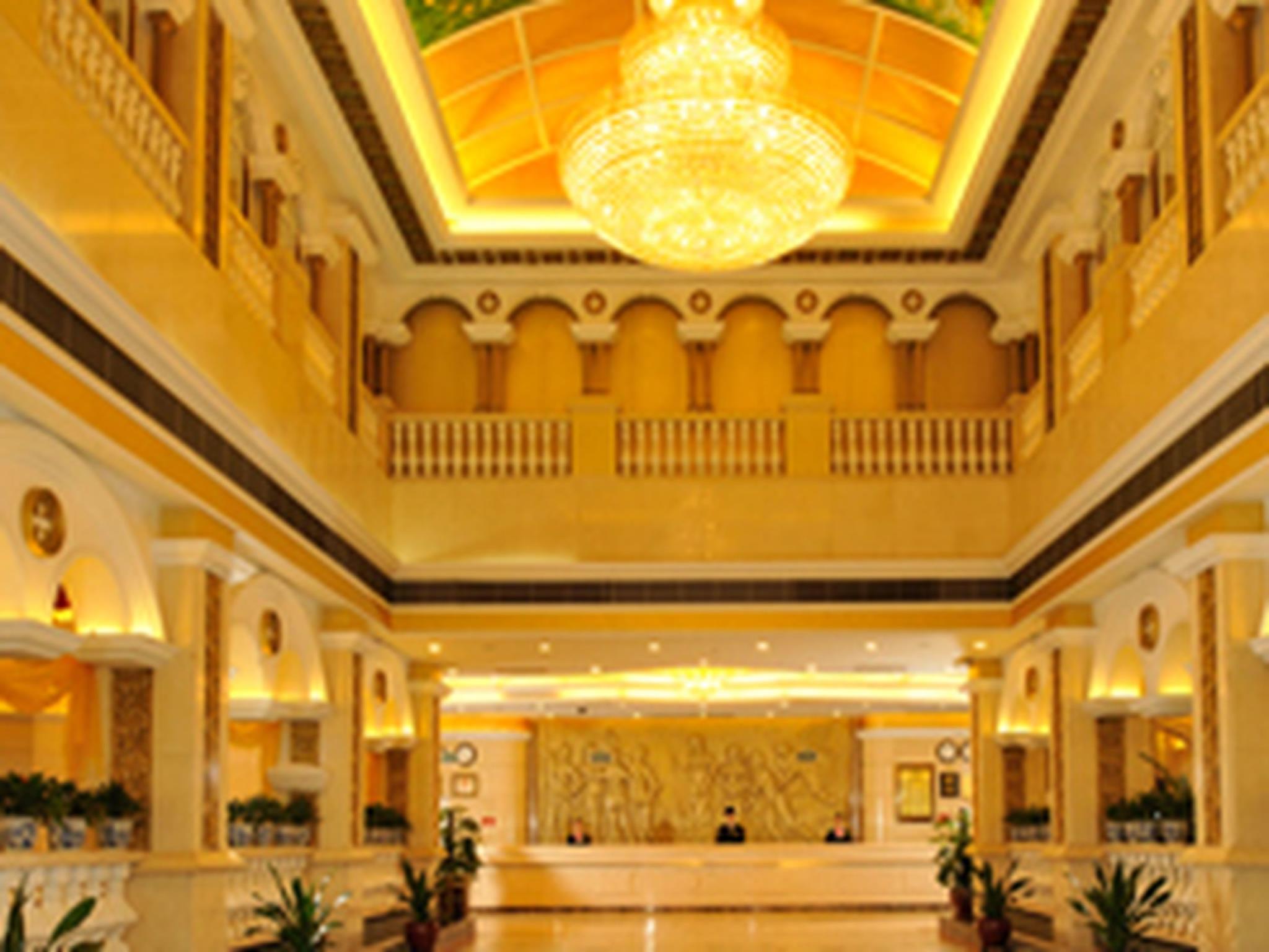 Vienna International Hotel (Changzhou Railway Station) 13/37