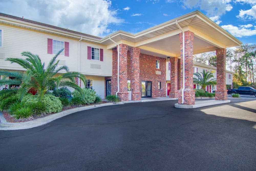 SureStay Hotel by Best Western Brunswick 1/24