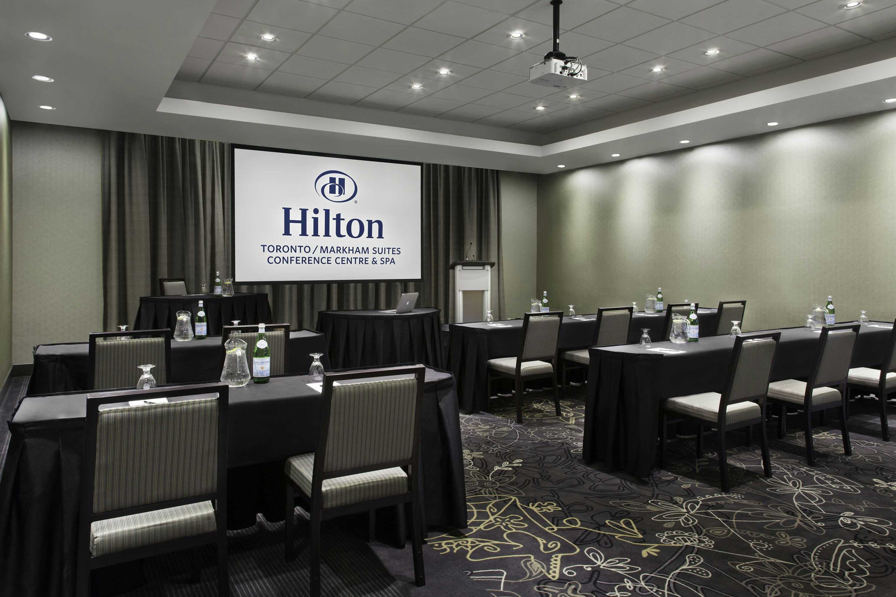 Hilton Toronto Markham Suites Conference Centre Spa 67/87