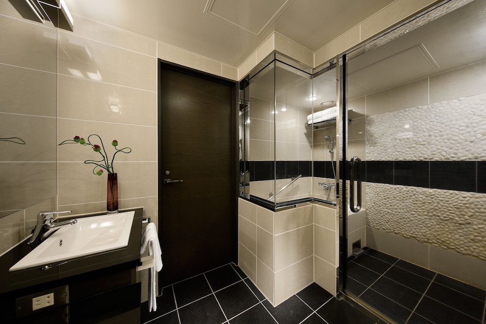 Grand Prince Hotel Shin Takanawa 72/74