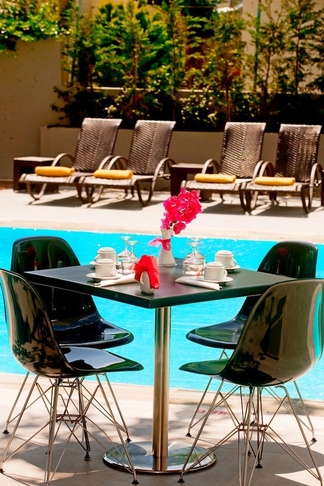 Oktober Downtown Boutique Hotel 37/50