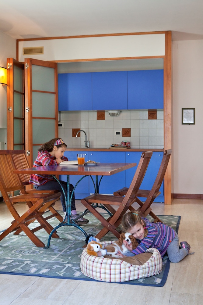 Hotel Villa Undulna 62/77