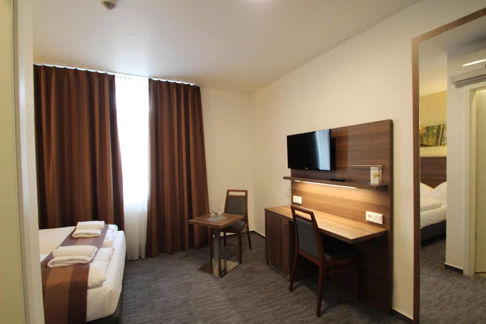 Goethe Conference Hotel 35/64
