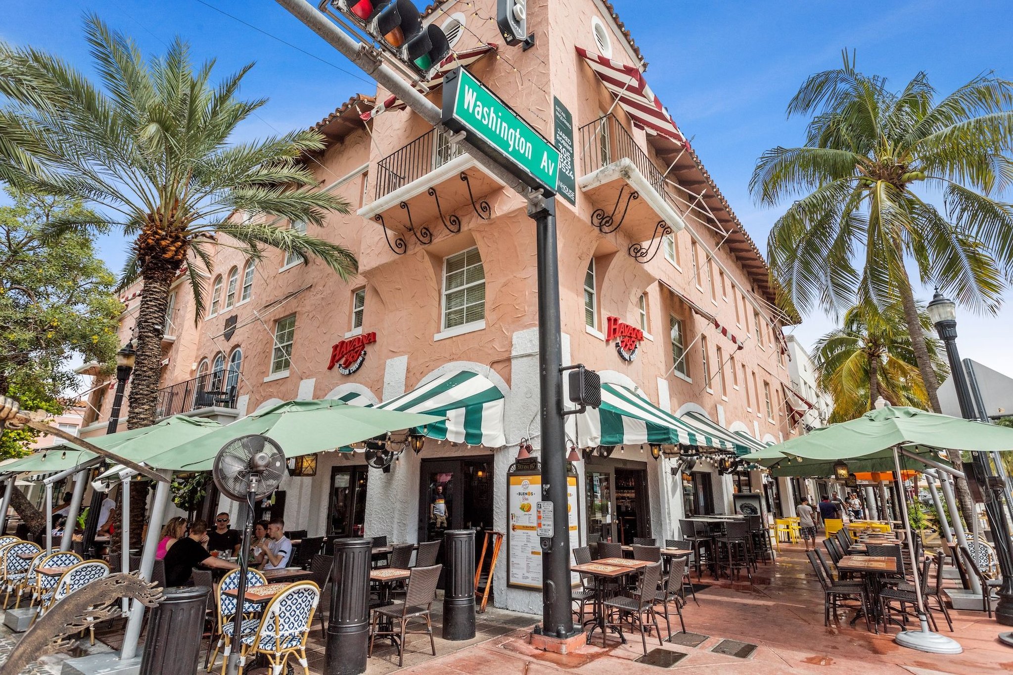 Kasa El Paseo Miami Beach 6/8