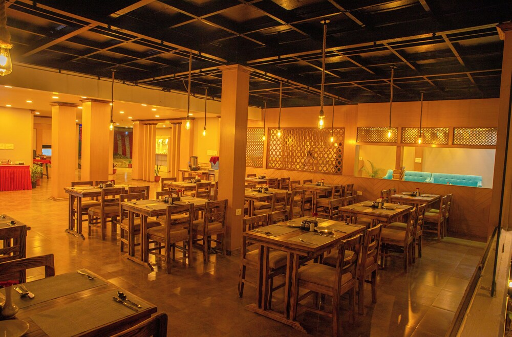 Majheri Resort and Spa 43/50