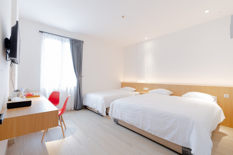 M Hotel Medan 2/11