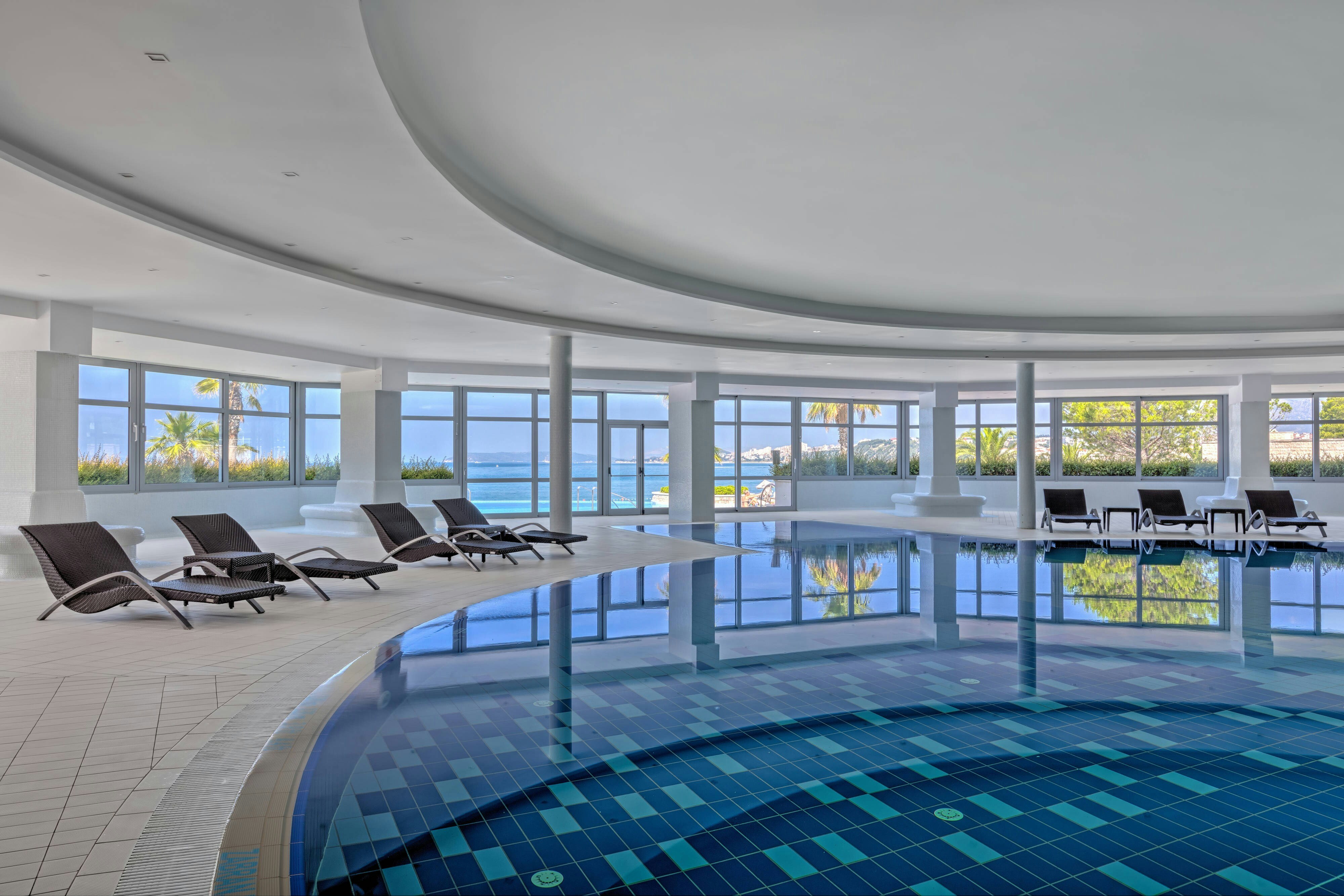 Le Meridien Lav 29/76
