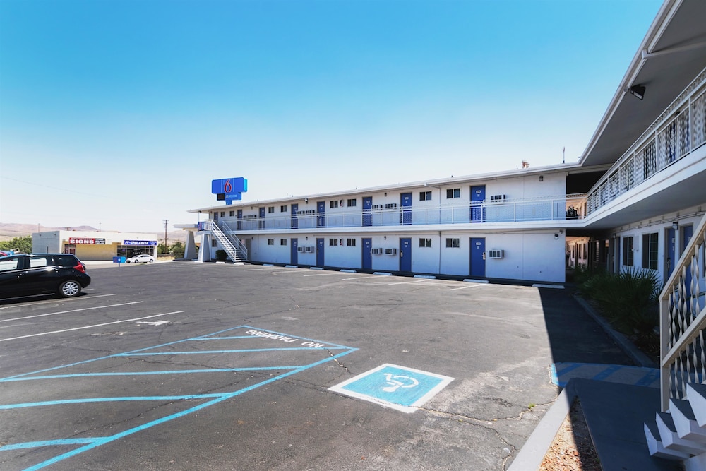 Motel6 Barstow, CA - Route 66 33/41