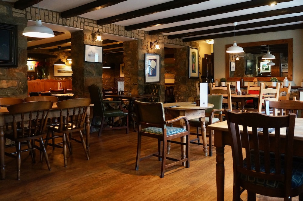 Castle Inn 23/35