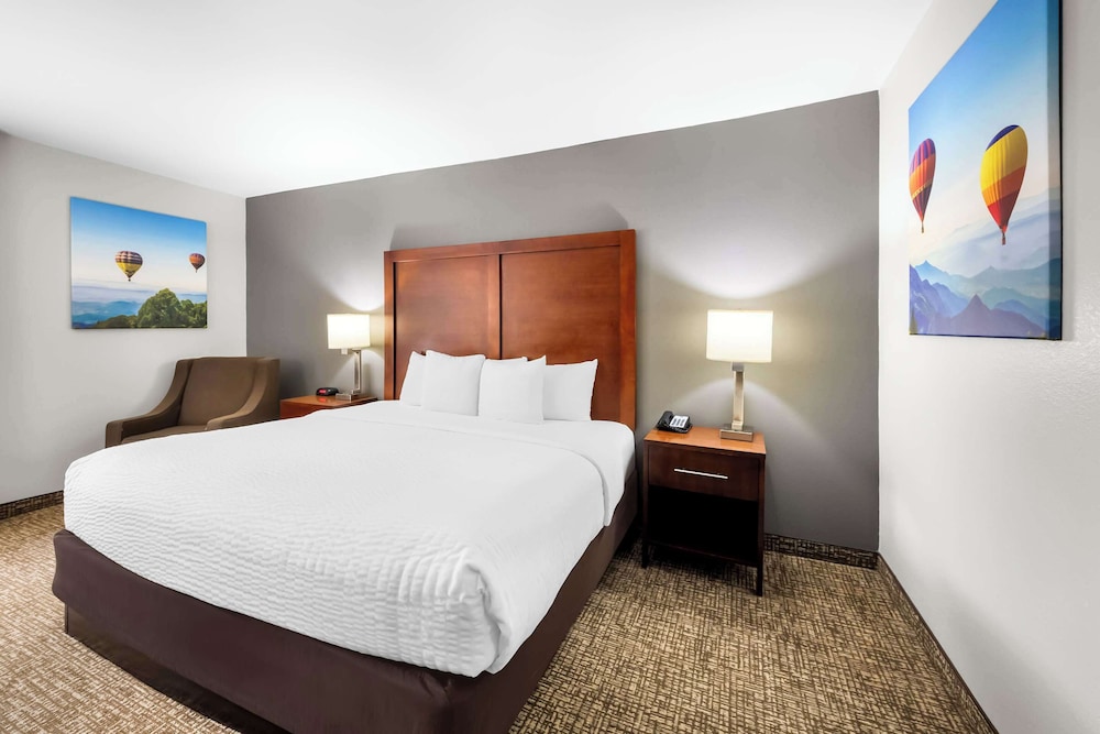 Standard, King Bed