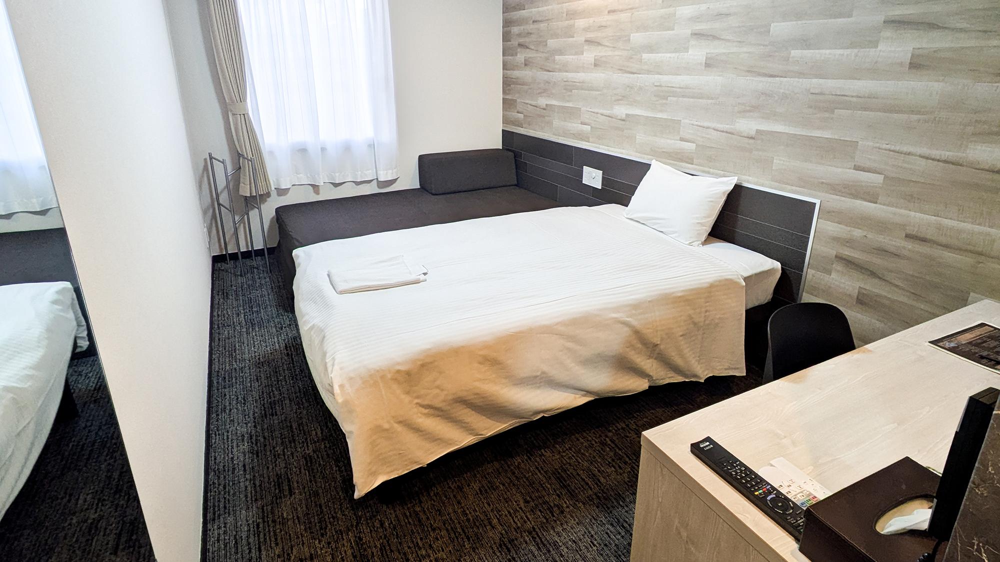 Semi Room, Standard, Single, Sofa, Annex
