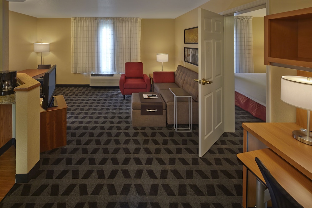 TownePlace Suites by Marriott Orlando East/UCF Area 30/47