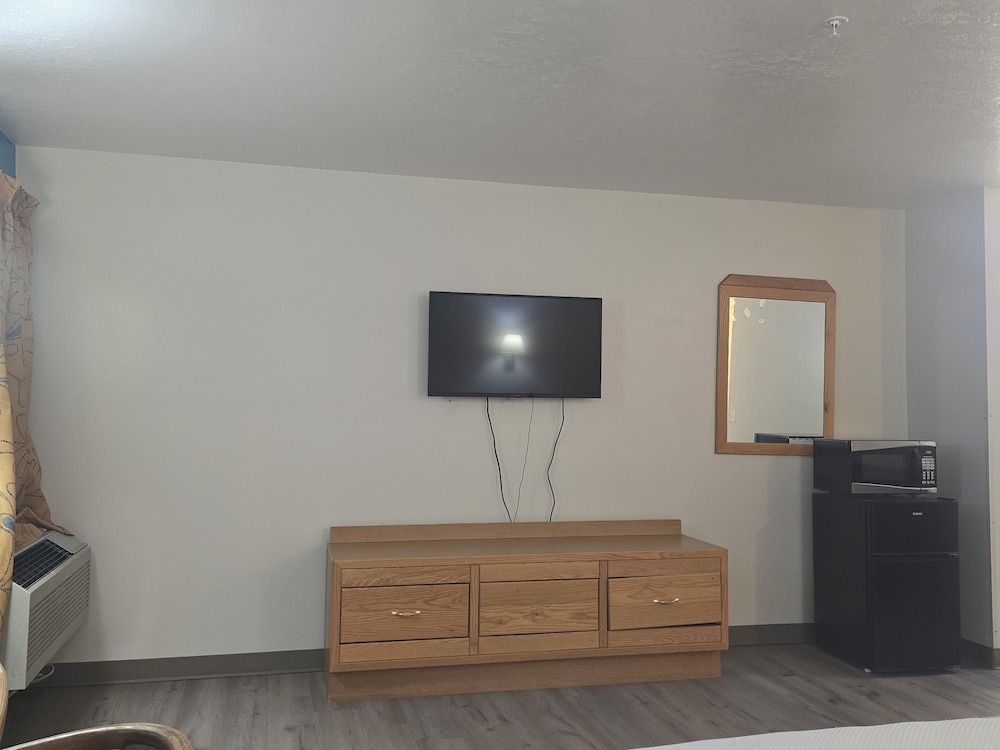 Economy Inn 9/60