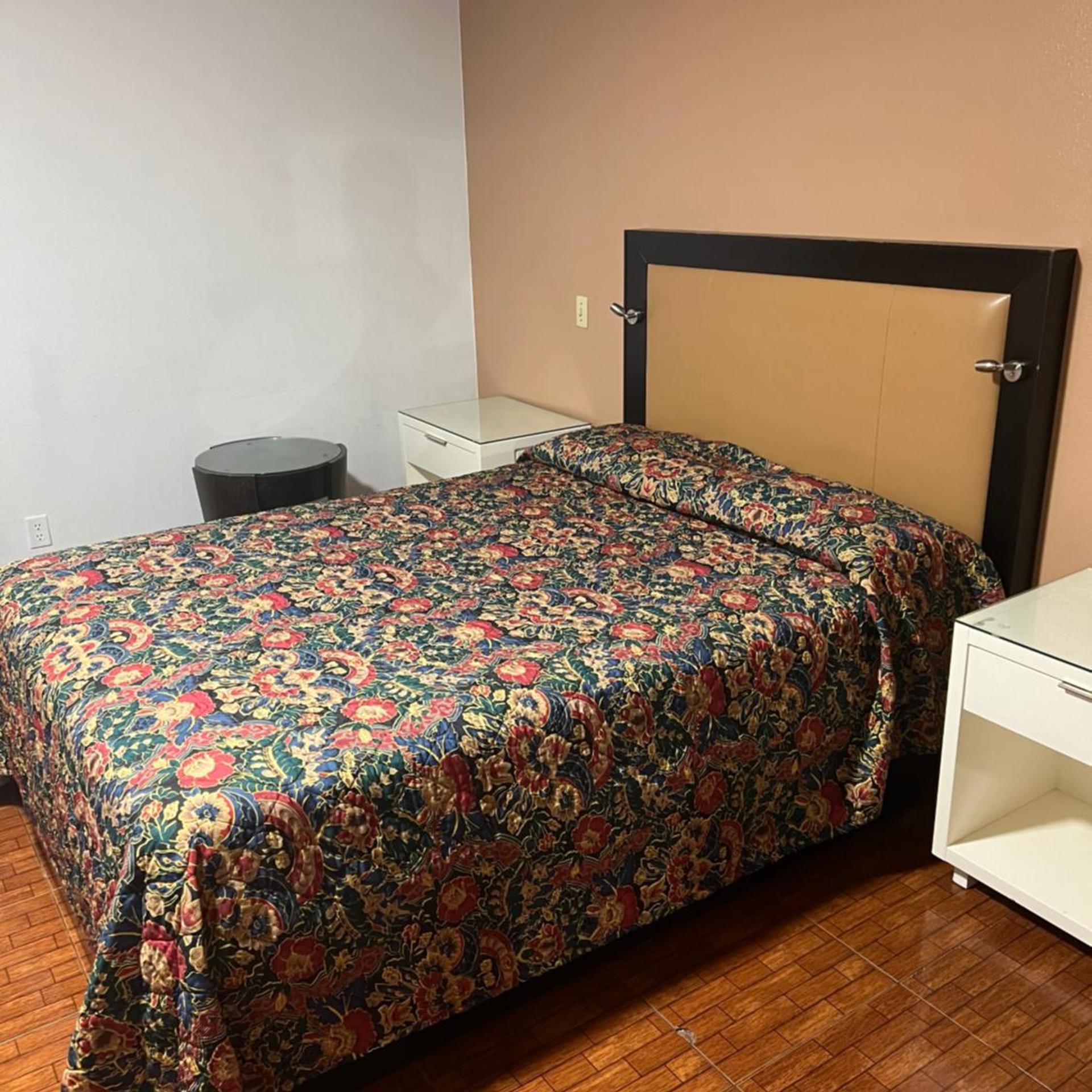 King Motel 1/9