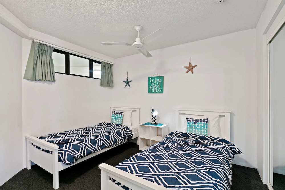 Caribbean Resort 38/70