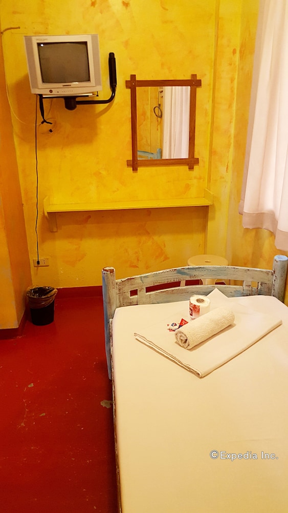 Gabby Apos S Bed And Breakfast 7/50
