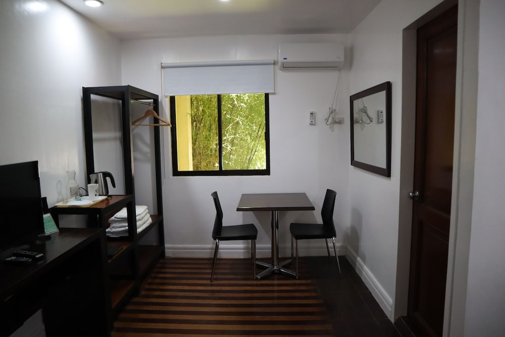 Domicilio Lorenzo Apartelle 38/71