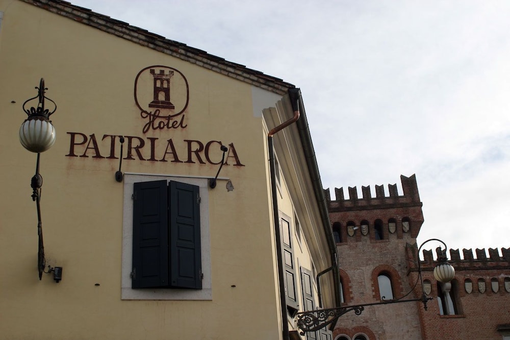 Hotel Patriarca 7/68