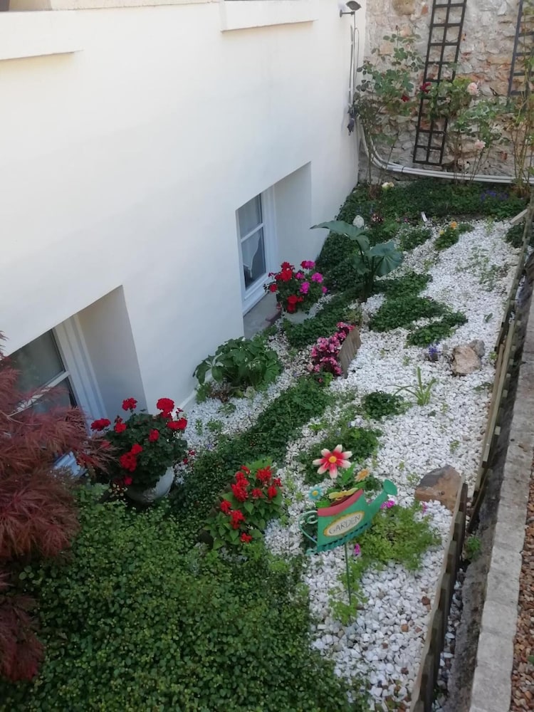 Hotel Du Manoir 26/32