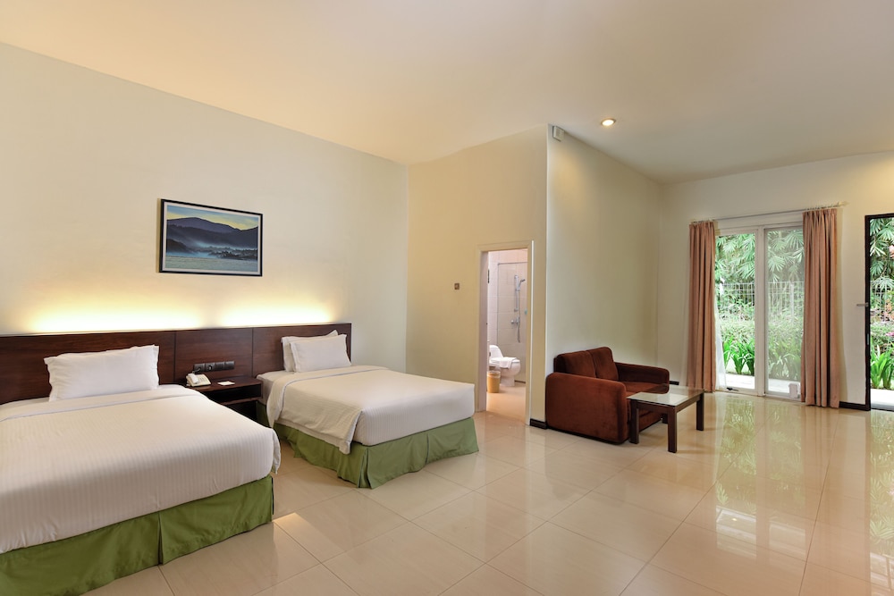 The Hill Hotel & Resort Sibolangit Powered by Archipelago 15/62