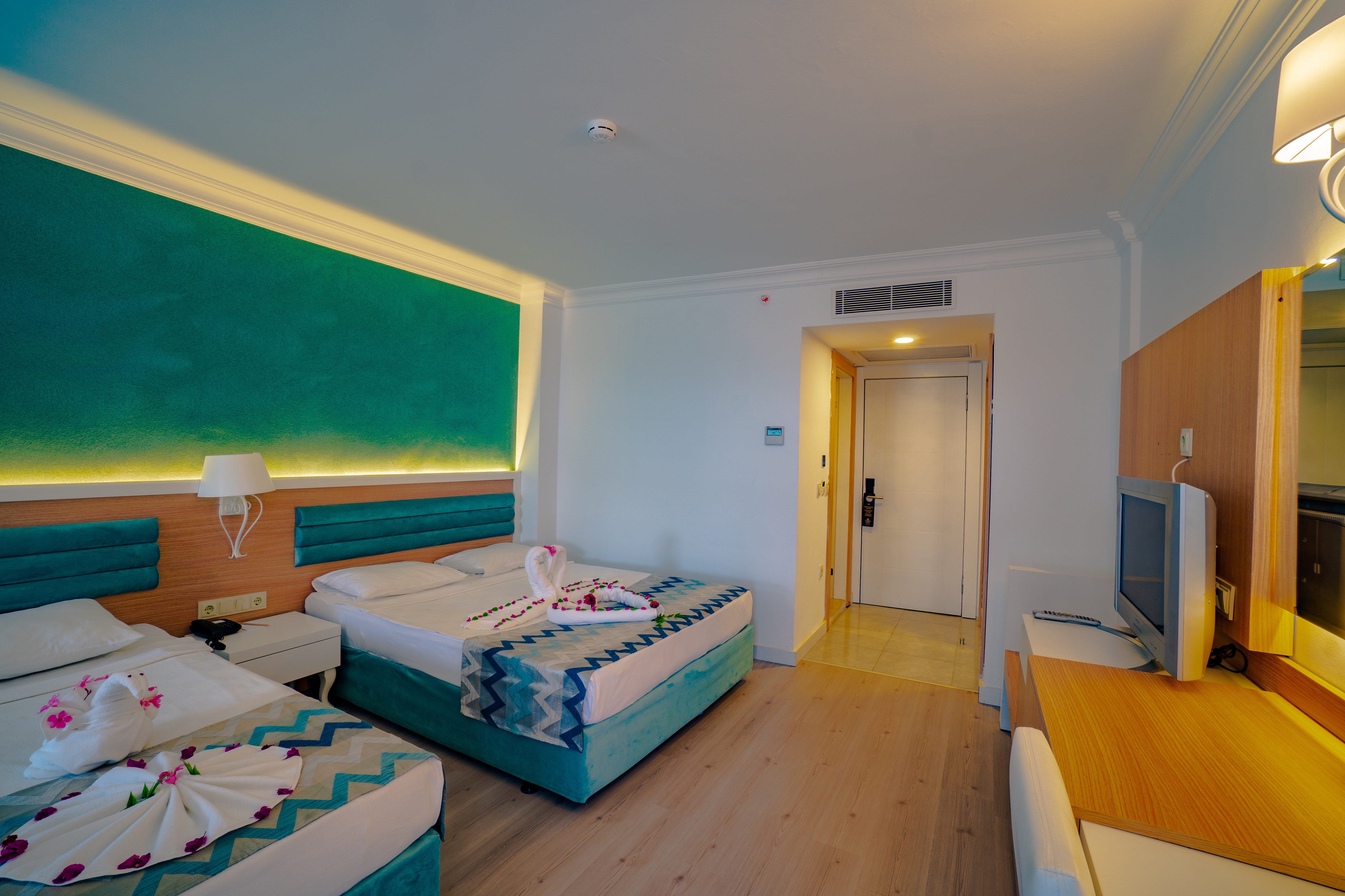 Room, Single, Double Bed, Land View