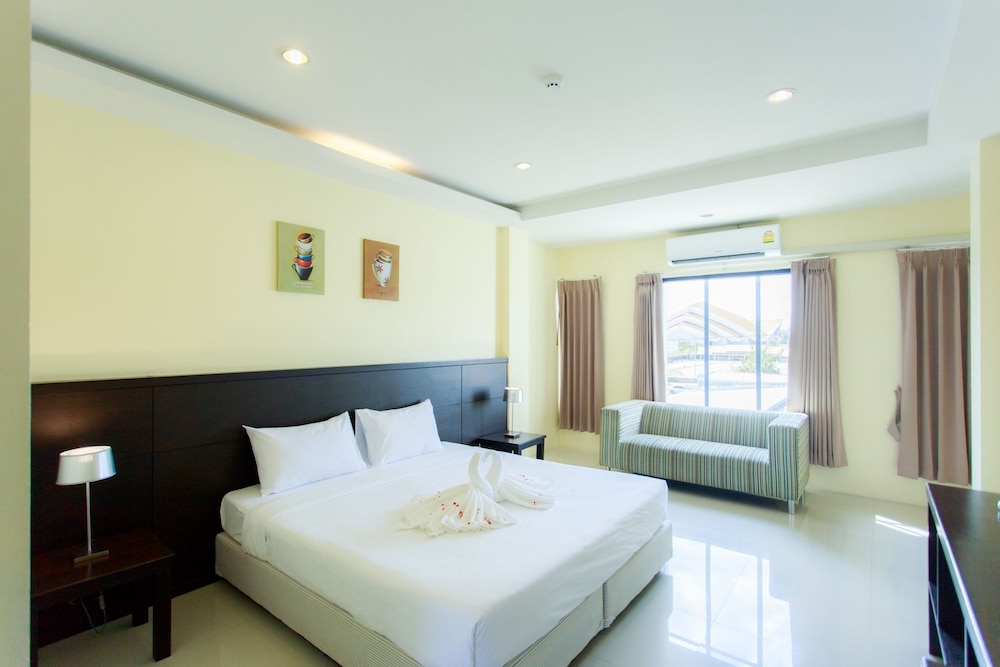 Baan Phor Phan Hotel 11/48