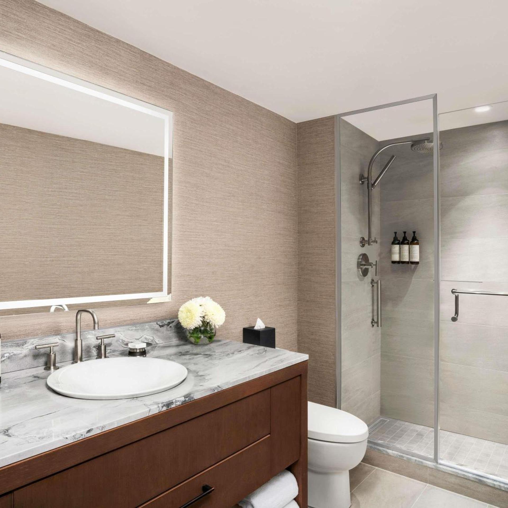 1 Bedroom, Residence, Queen Bed, Village View