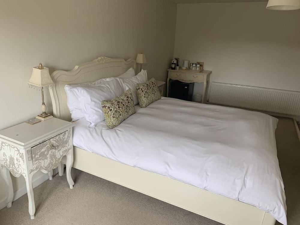 The Heritage Bed & Breakfast 12/26