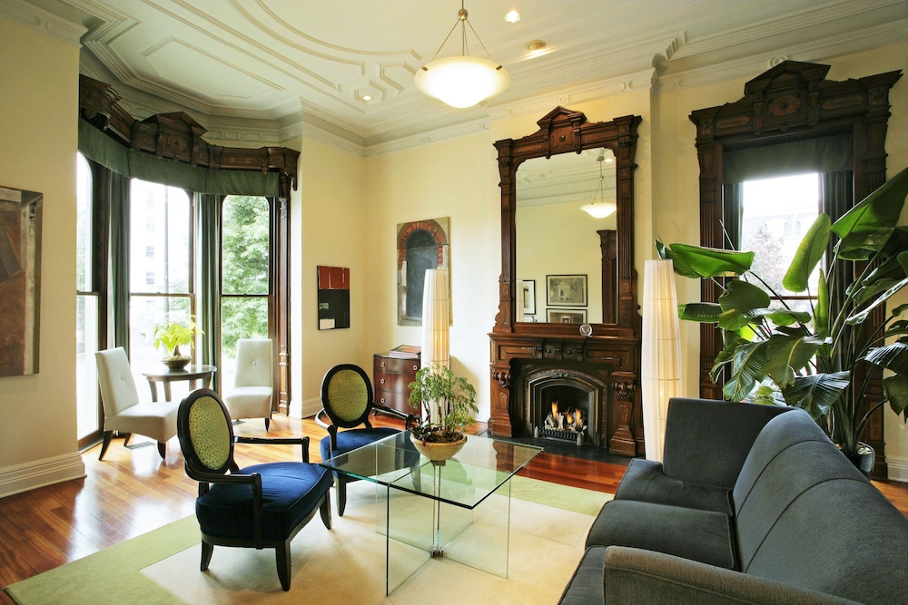 The Mansion On Delaware Ave 32/51
