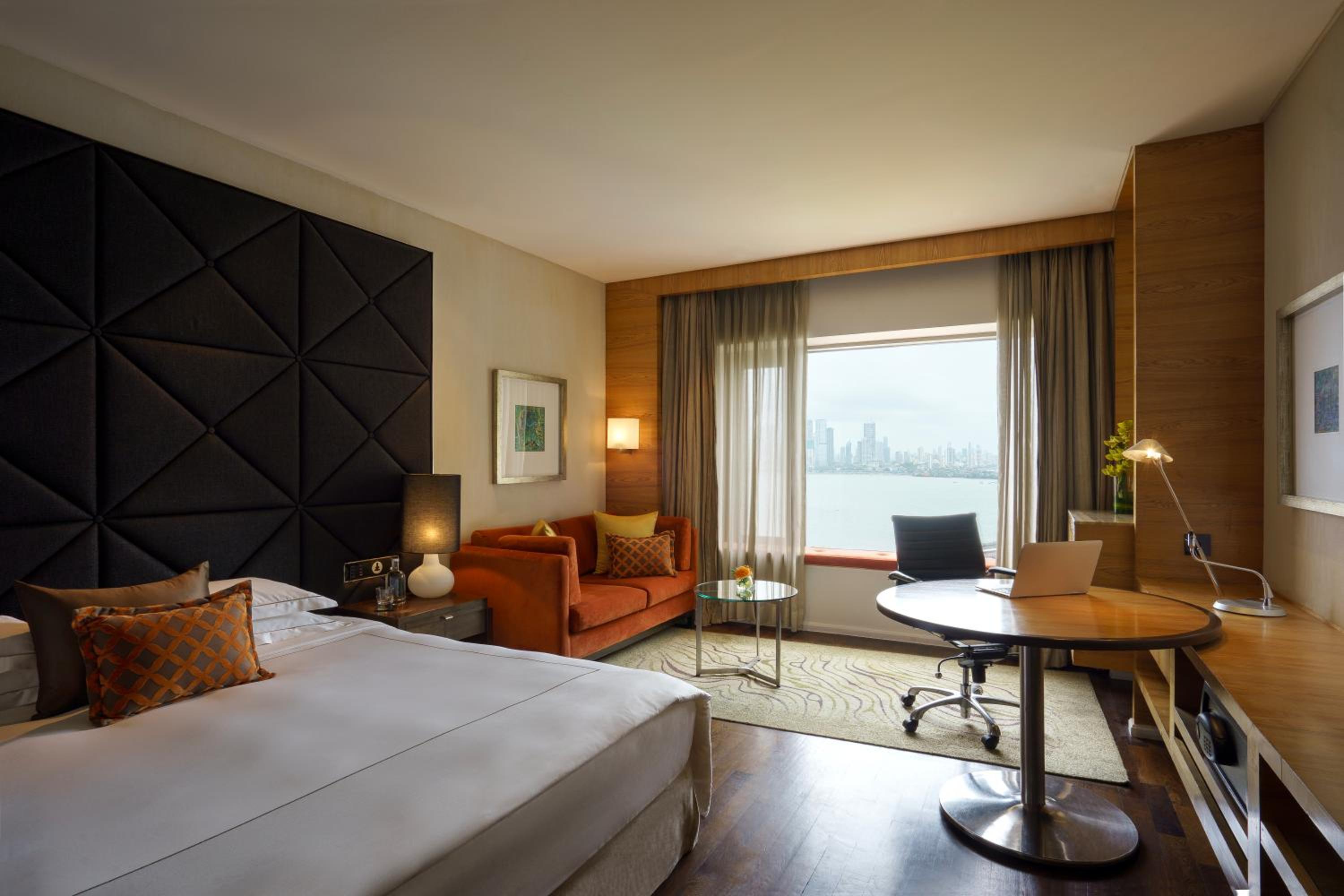Taj Club, King Bed, Butler