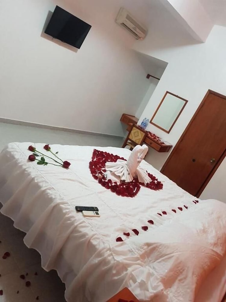 Hotel Arcos del Parque 9/46