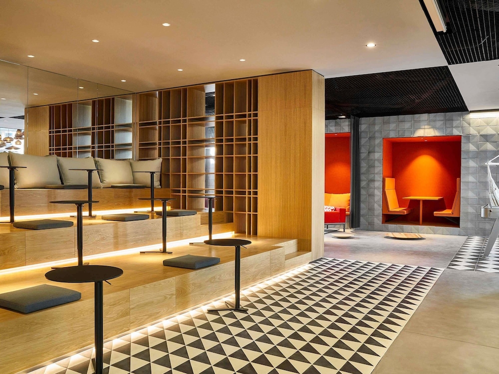 Ibis Barcelona Plaza Glories 22 39/75