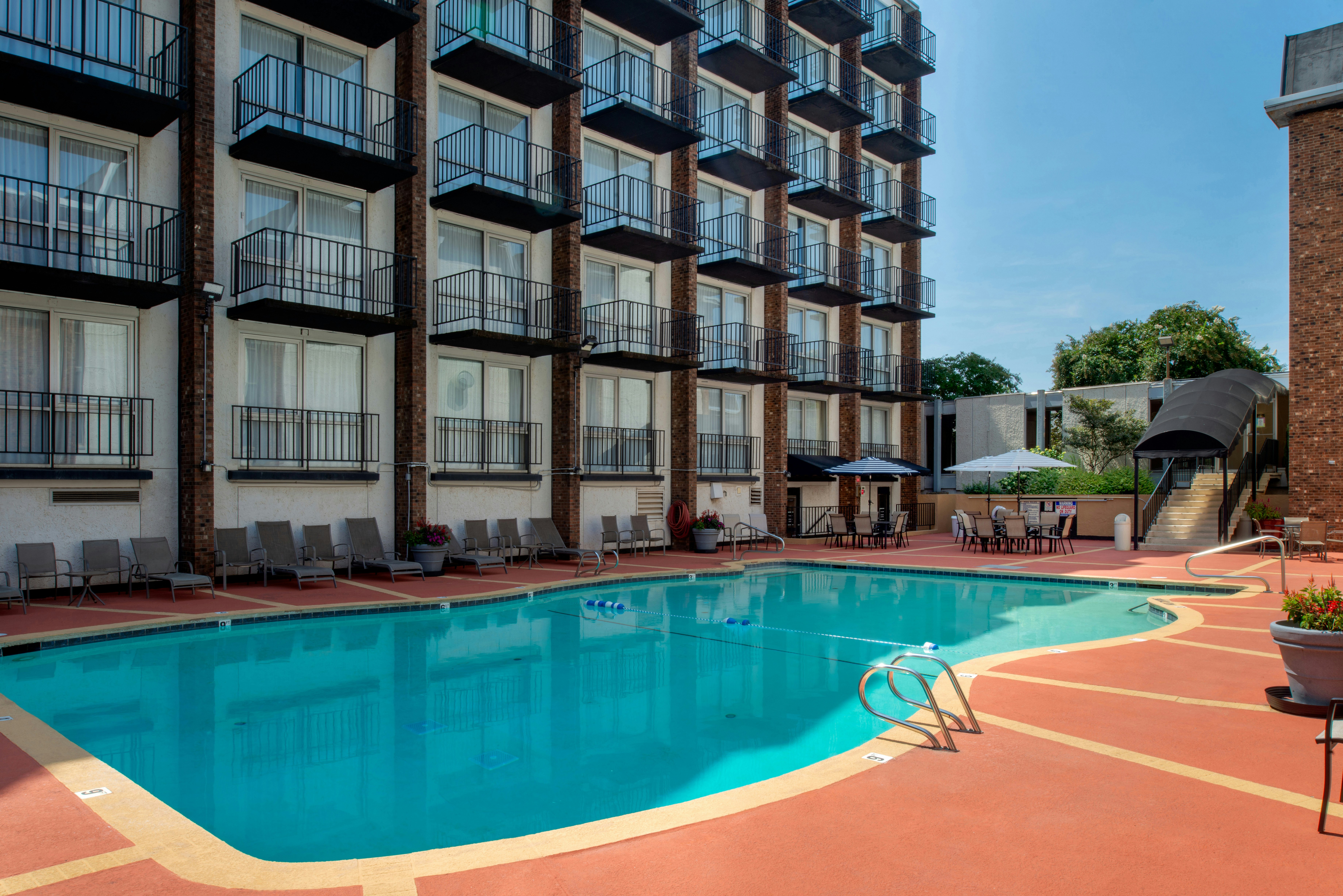 Hawthorne Inn and Conference Center 11/64