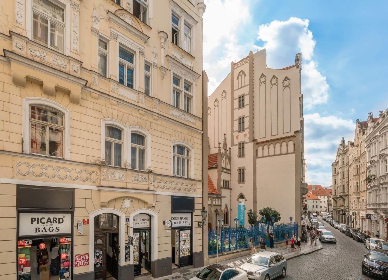 Mordecai 12 Apartments by Adrez Living 22/27