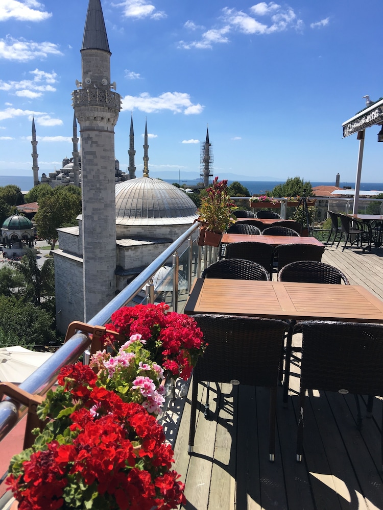 Lapis Inn Hotel and Spa (ex. Ambassador Hotel Istanbul) 60/67