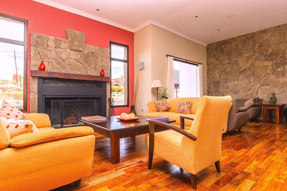 Xelena Hotel and Suites 27/49