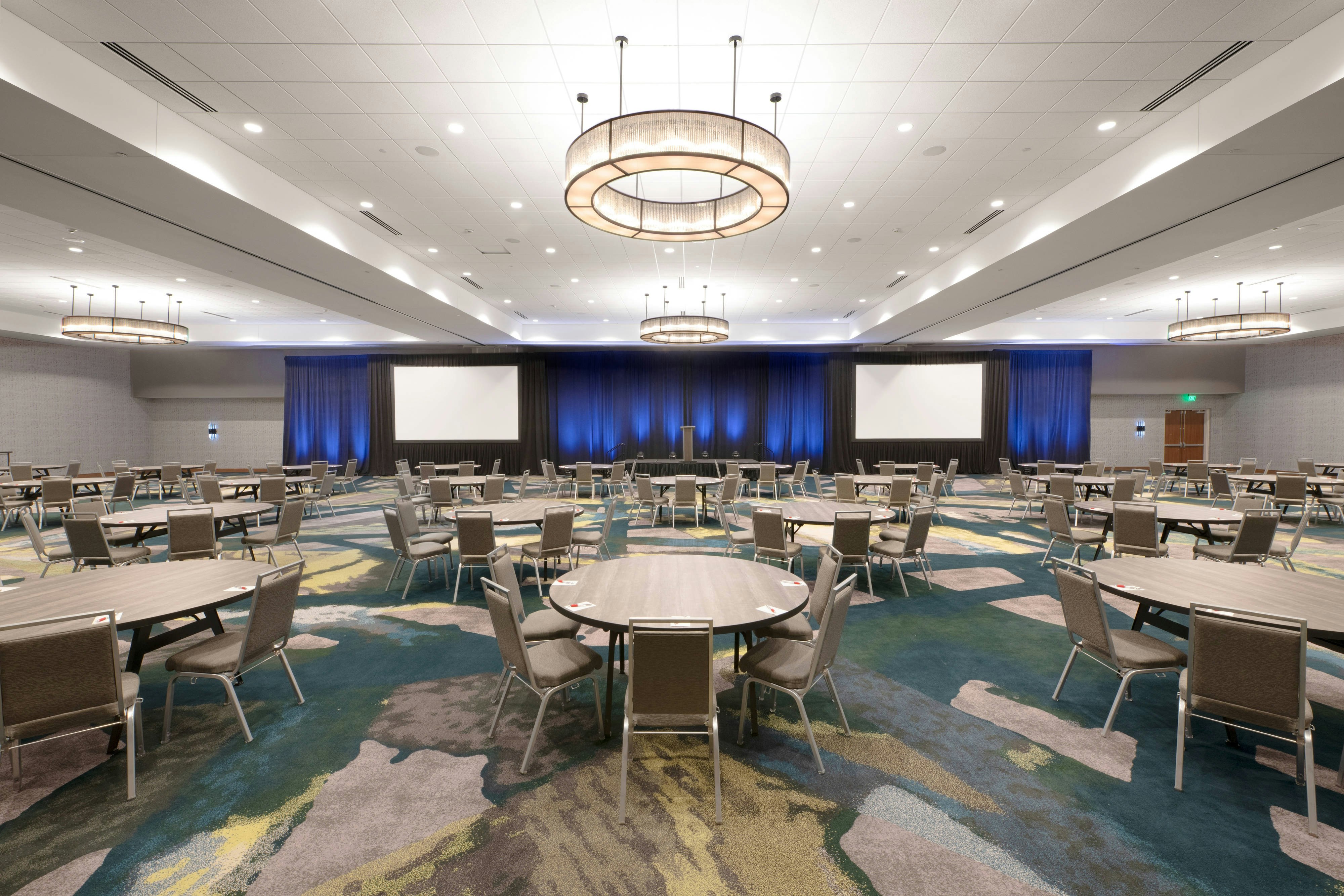 Marriott Dallas Allen Hotel and Convention Center 34/36