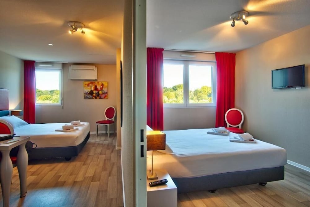 Adonis Hotel Bayonne 37/58