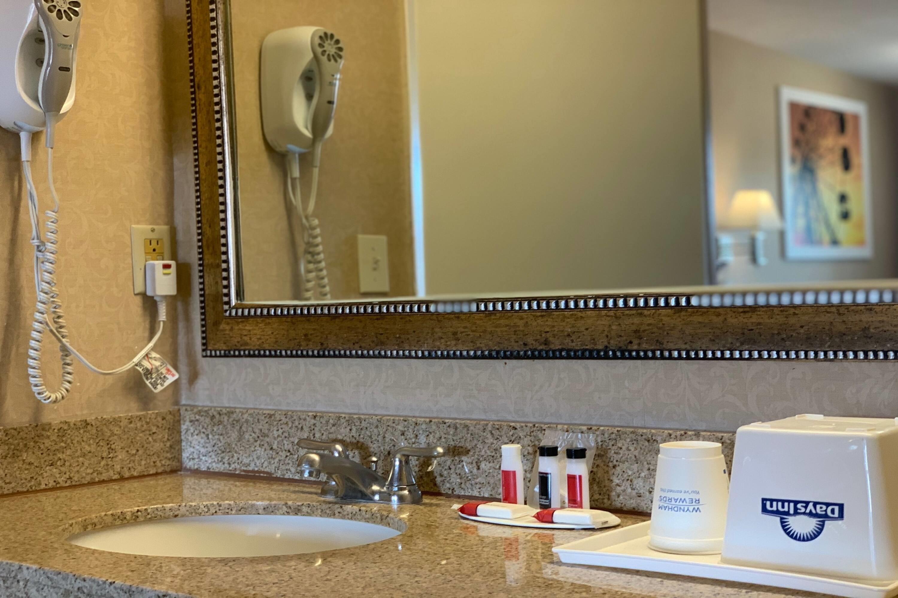 غرفة بسرير كينج، Days Inn By Wyndham Alhambra Ca 4/4