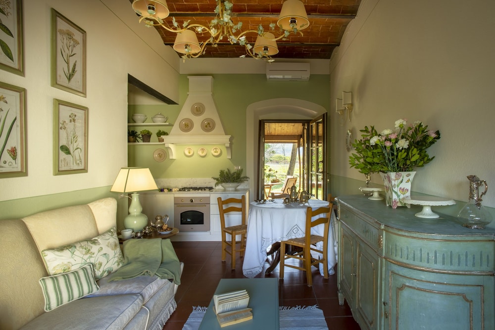 Borgo San Benedetto 23/50