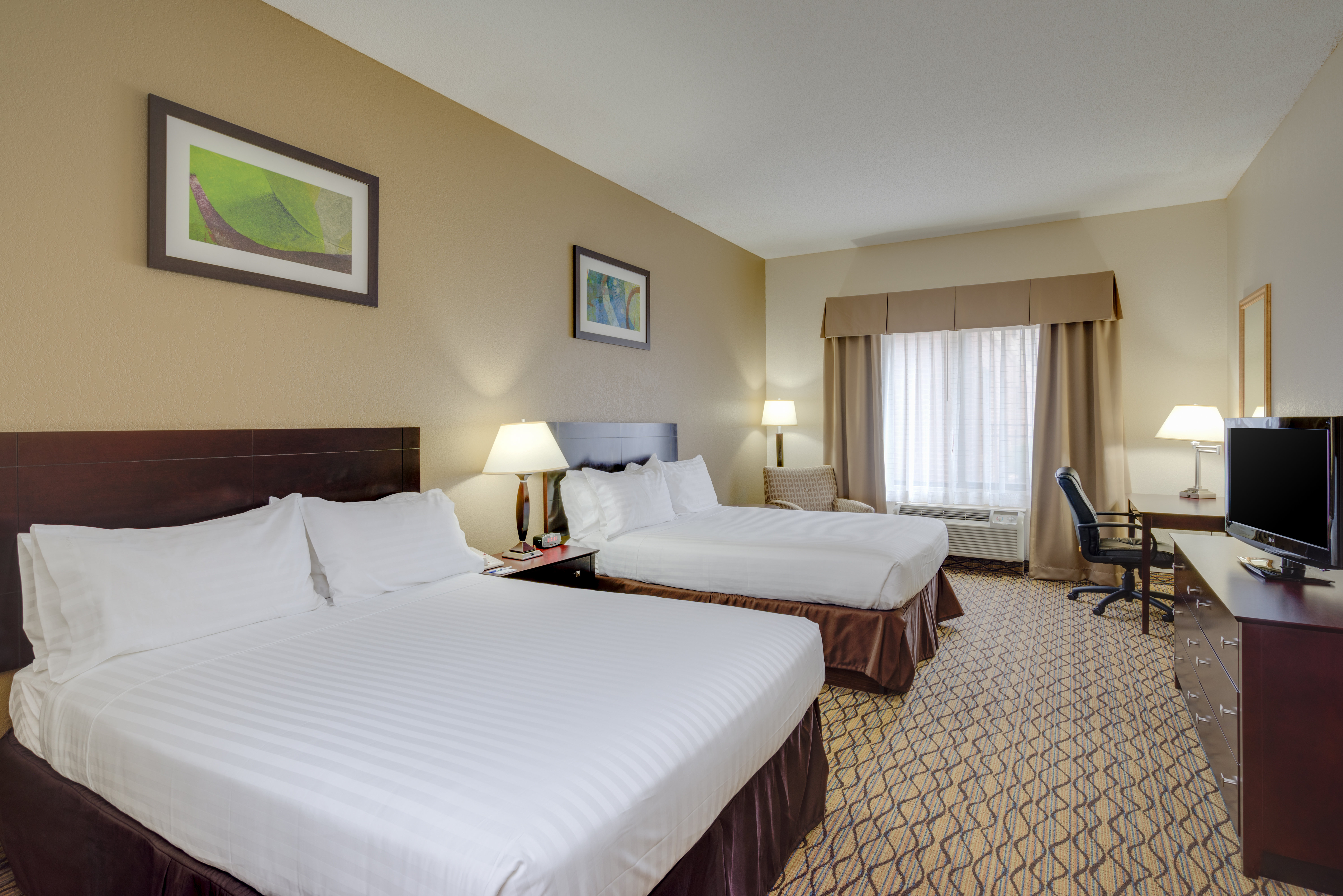 Holiday Inn Express Charles Town 18/62